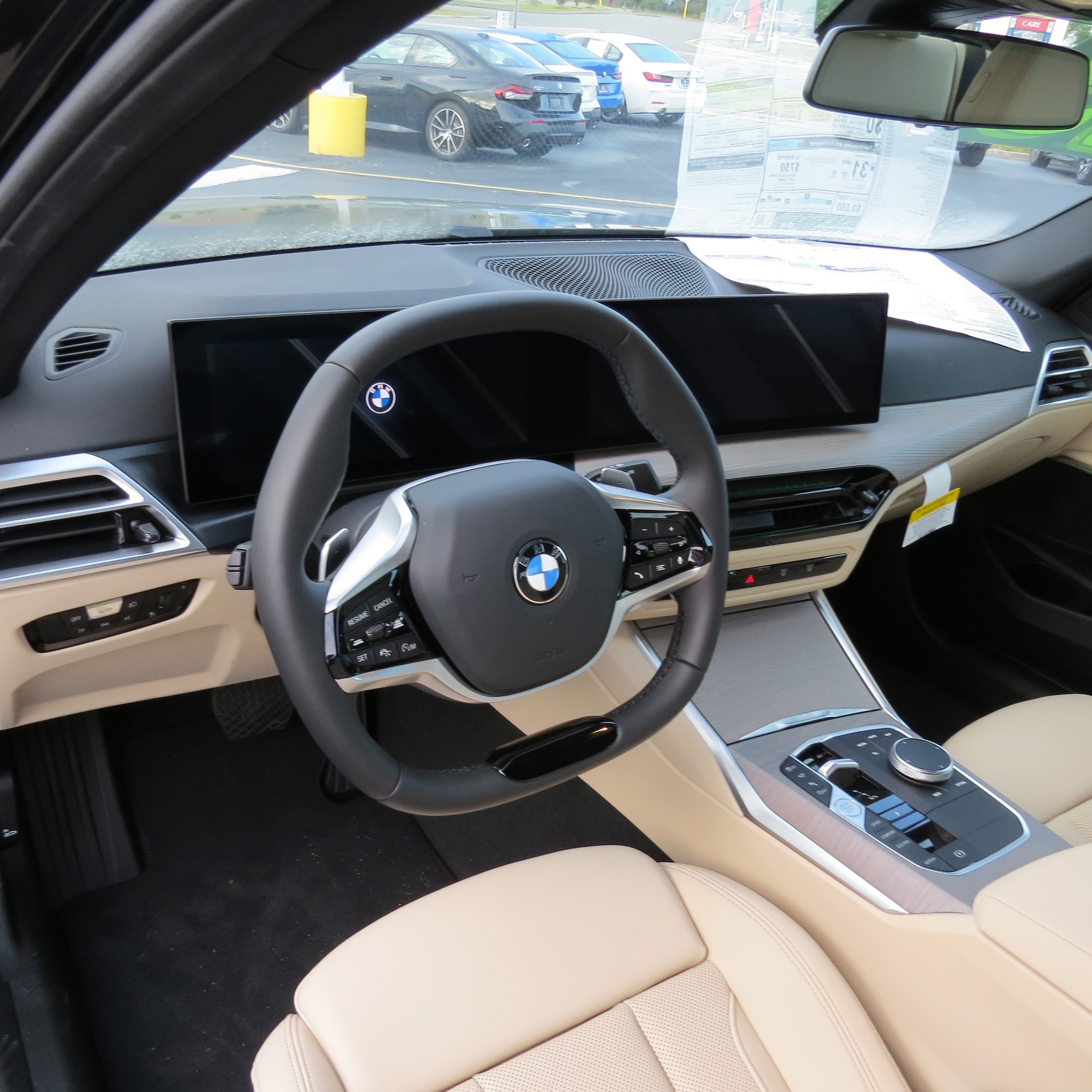 New 2025 BMW 330i Sedan w/ Convenience Package image 13