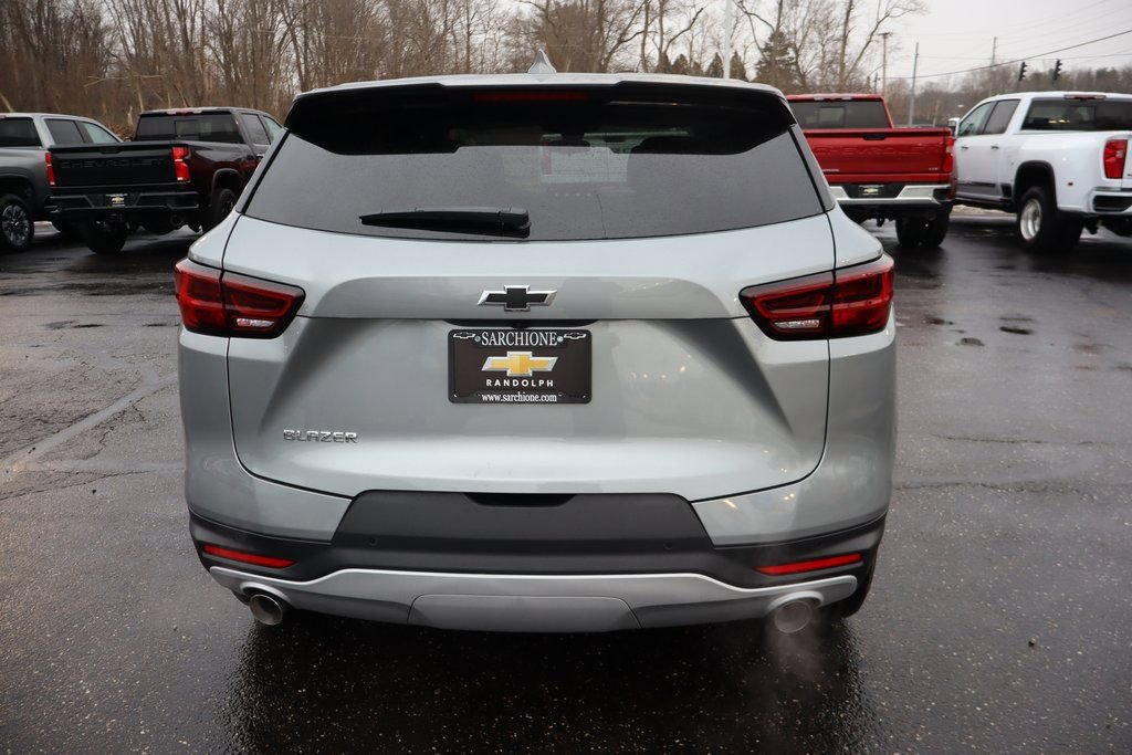New 2026 Chevrolet Blazer LT w/ LPO, Black Sport Package image 25