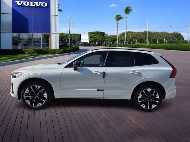 New 2026 Volvo XC60 B5 Plus w/ Protection Package Premier AWD/4WD image 4