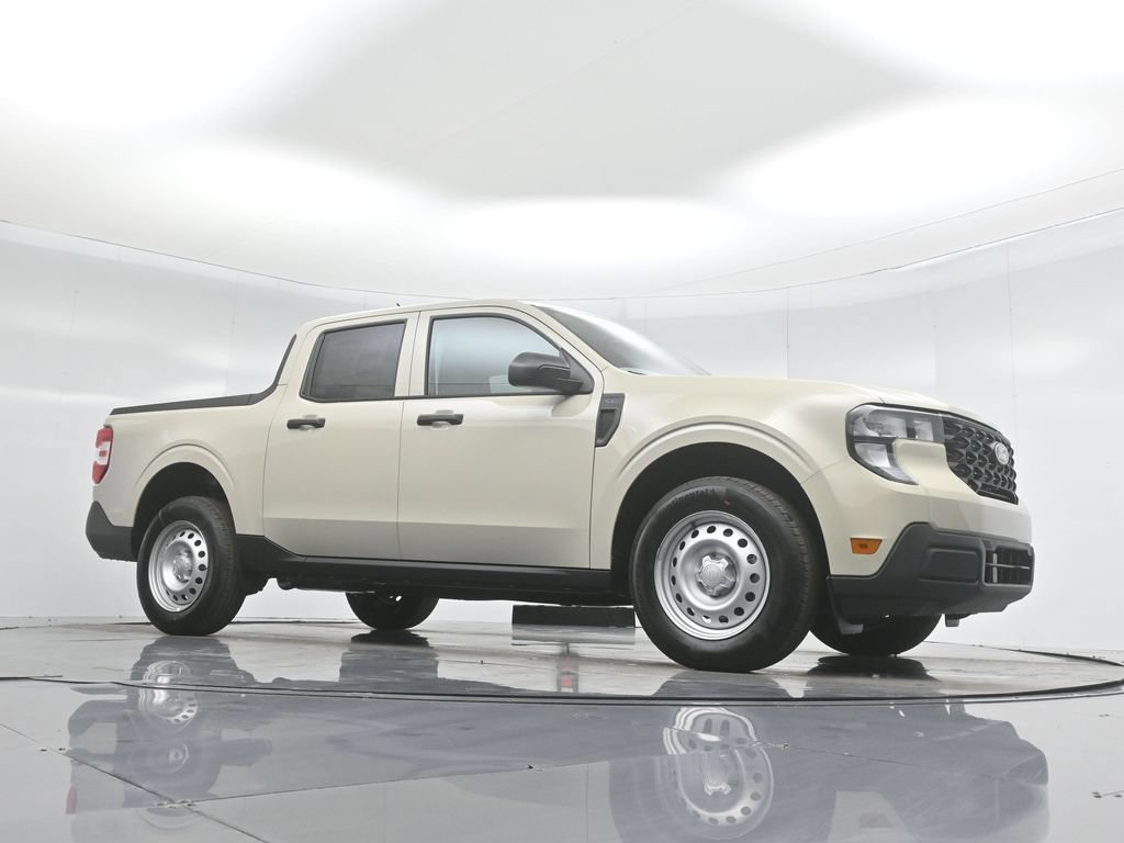 New 2025 Ford Maverick XL FWD image 3