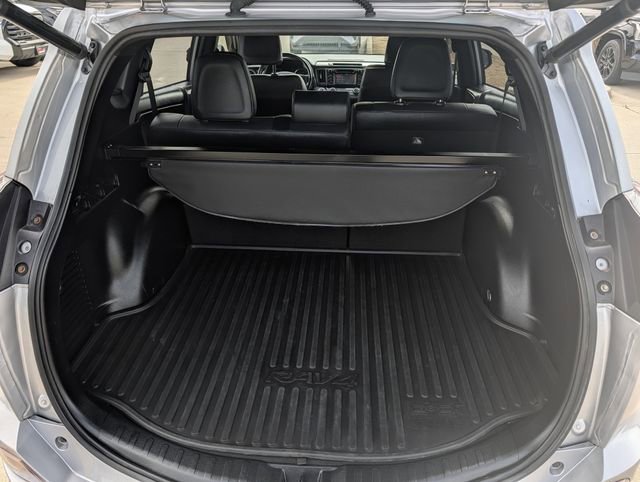 Used 2018 Toyota RAV4 SE w/ Power Extra Value Package AWD/4WD image 26