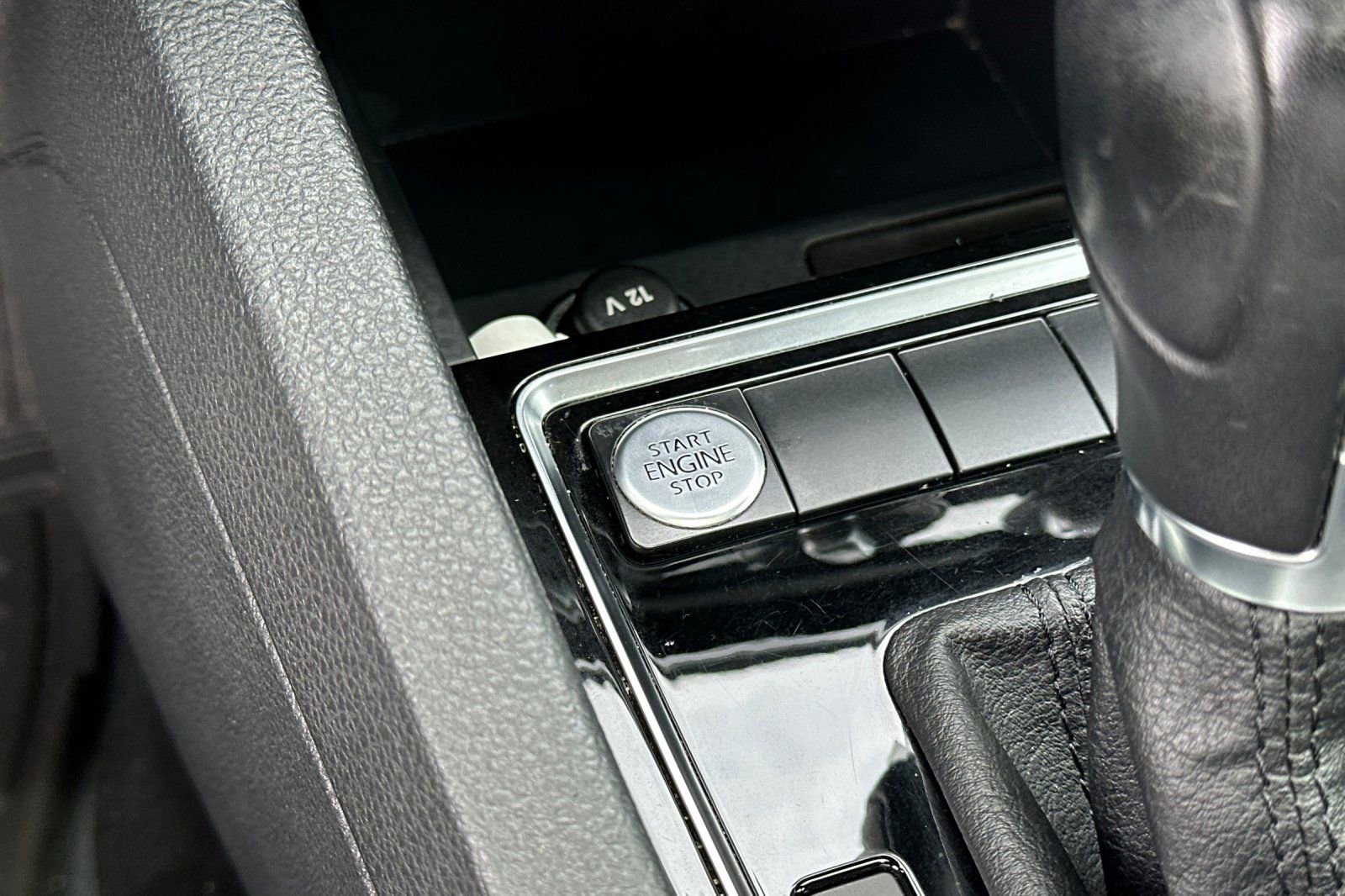 Used 2018 Volkswagen Jetta Sport image 27