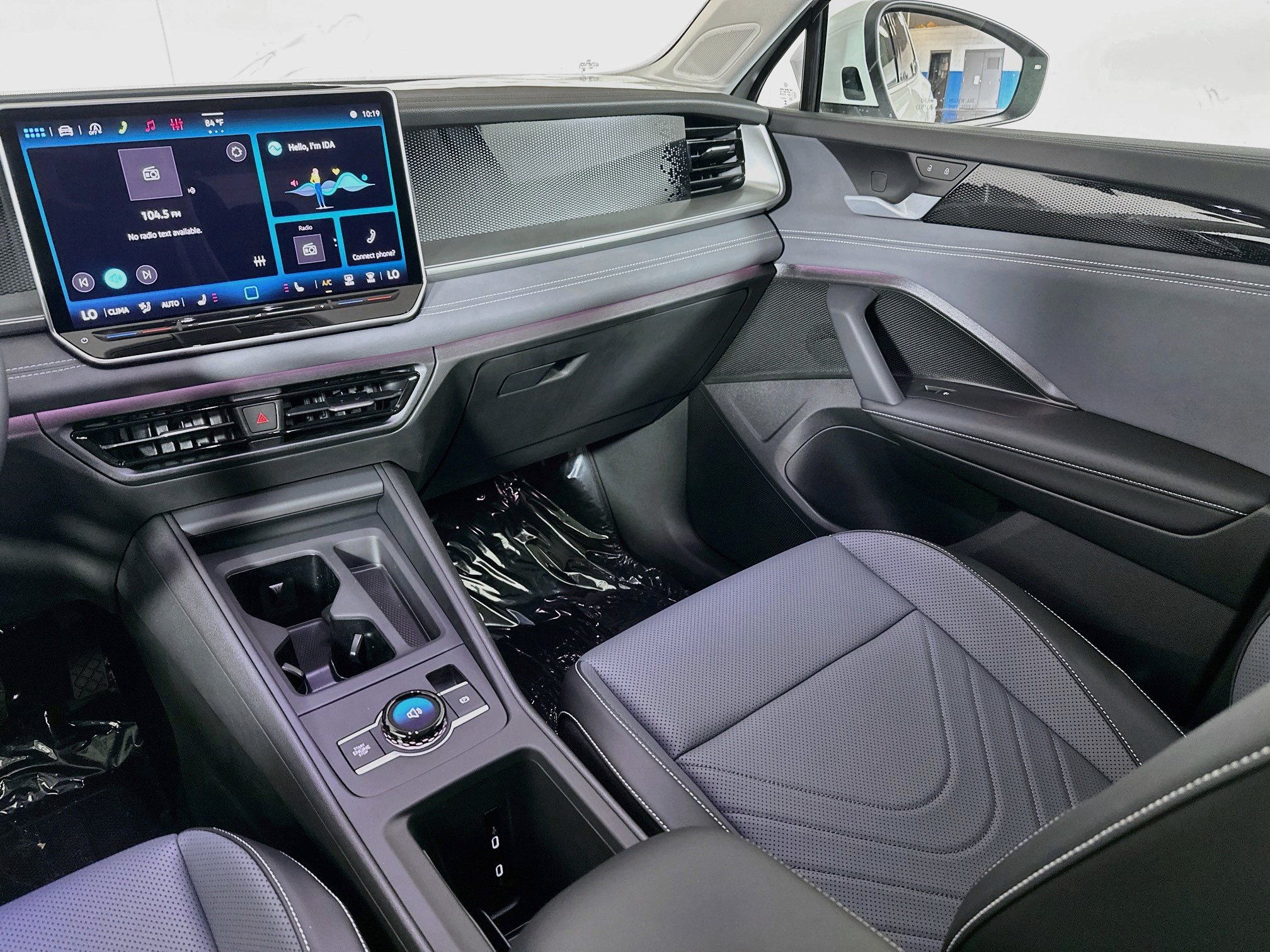 New 2026 Volkswagen Tiguan SE AWD/4WD image 22