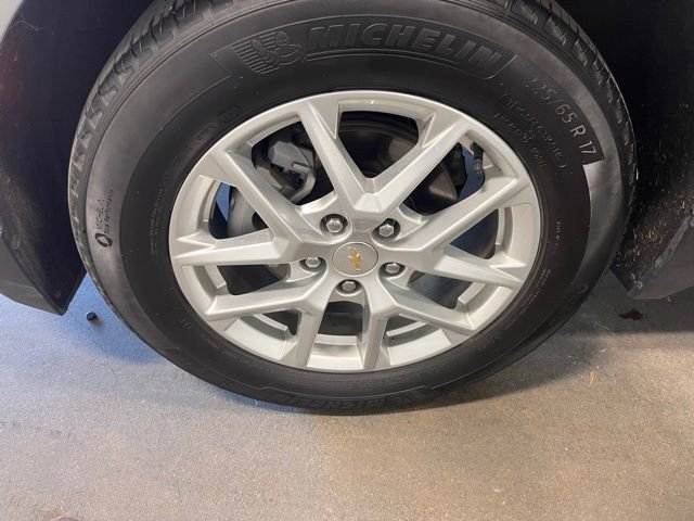 Used 2024 Chevrolet Equinox LT FWD image 29