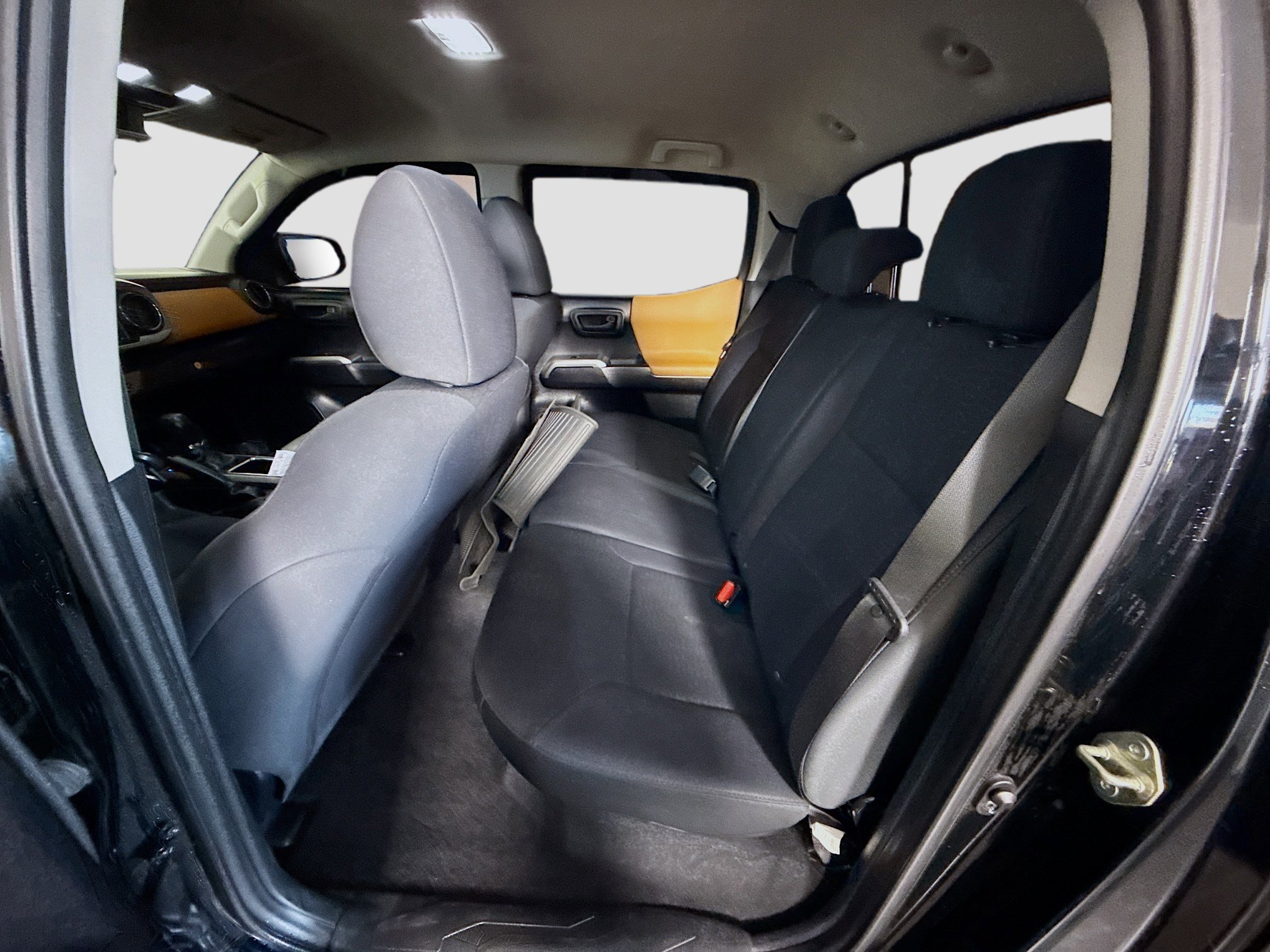 Used 2019 Toyota Tacoma SR5 image 24
