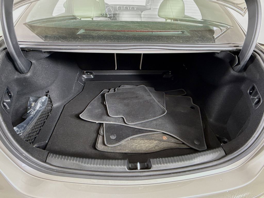 Used 2022 Mercedes-Benz C 300 Sedan image 26