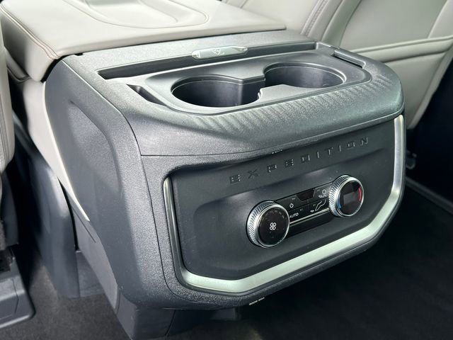 Certified 2025 Ford Expedition Active image 39