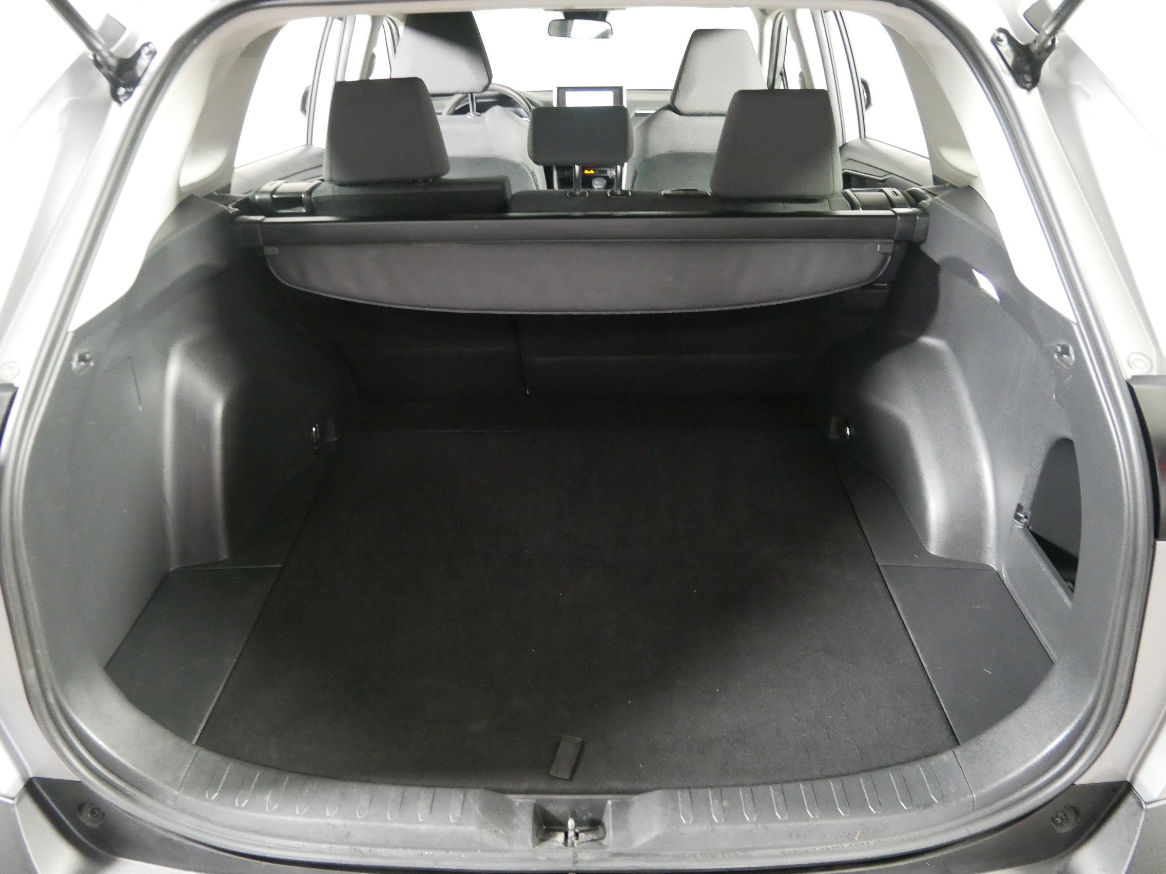 Certified 2024 Toyota RAV4 XLE FWD image 18