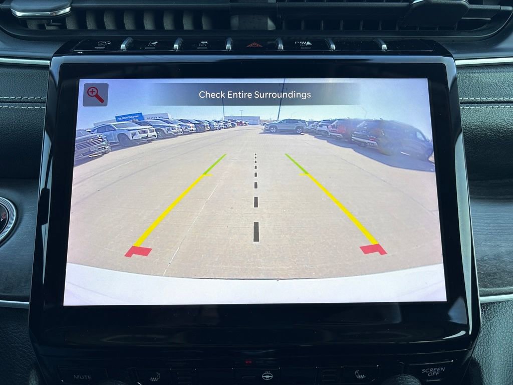 Used 2024 Jeep Grand Cherokee L Limited image 25