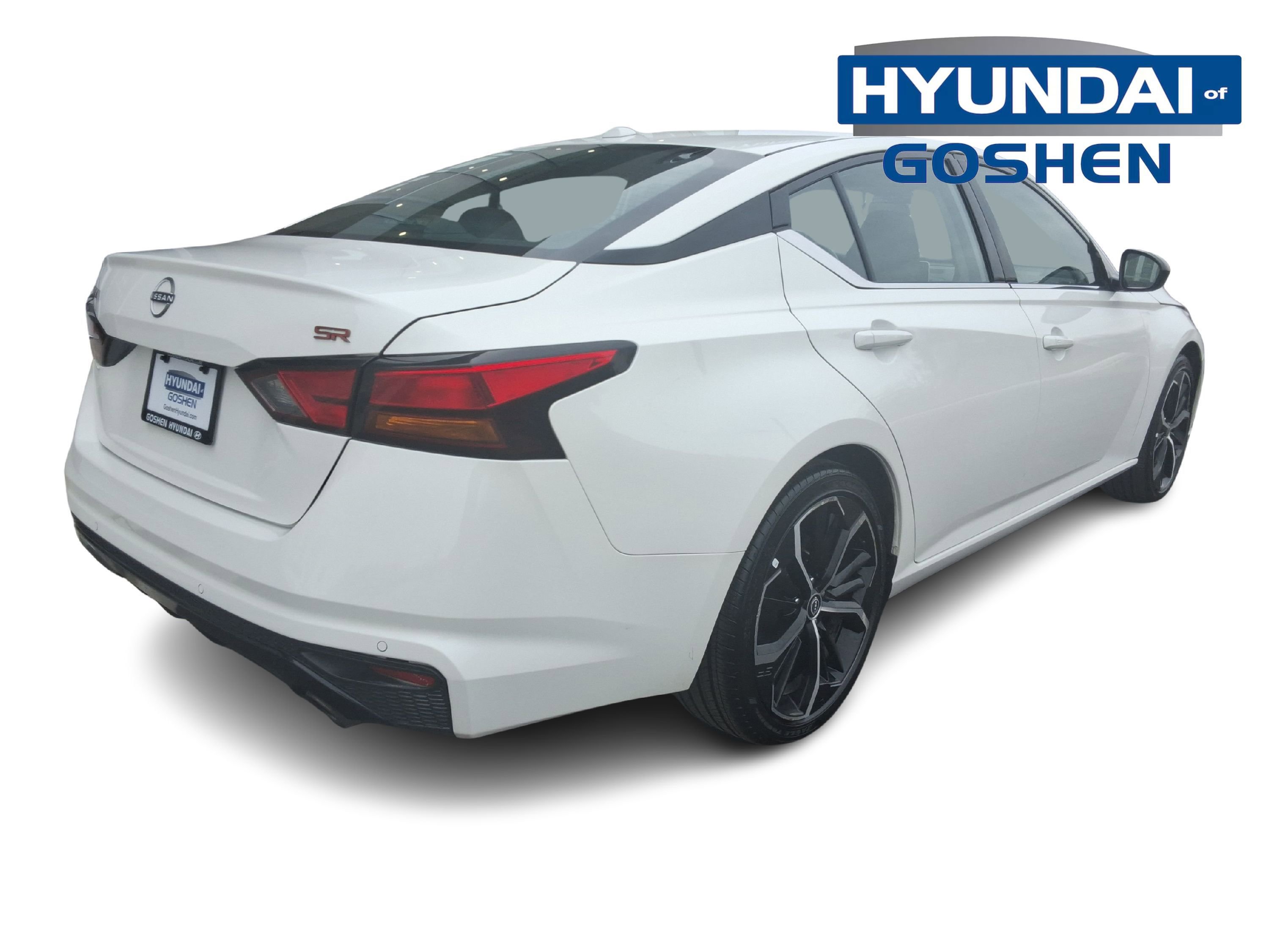 Used 2024 Nissan Altima 2.5 SR image 9