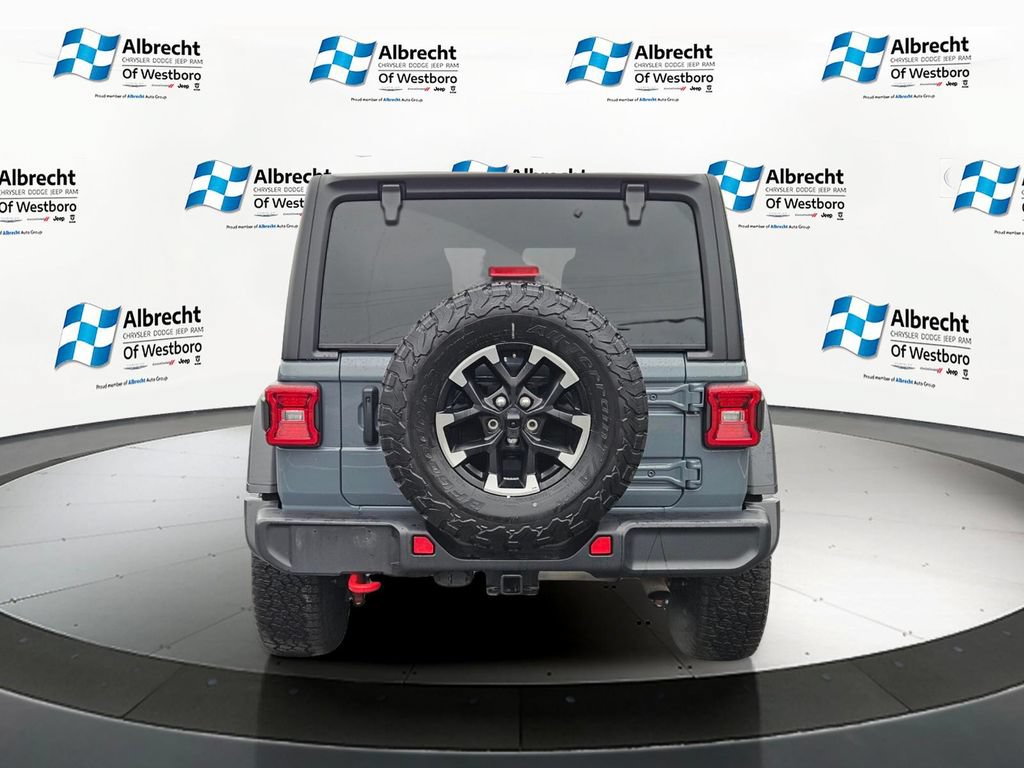 Used 2025 Jeep Wrangler Unlimited Rubicon AWD/4WD image 4