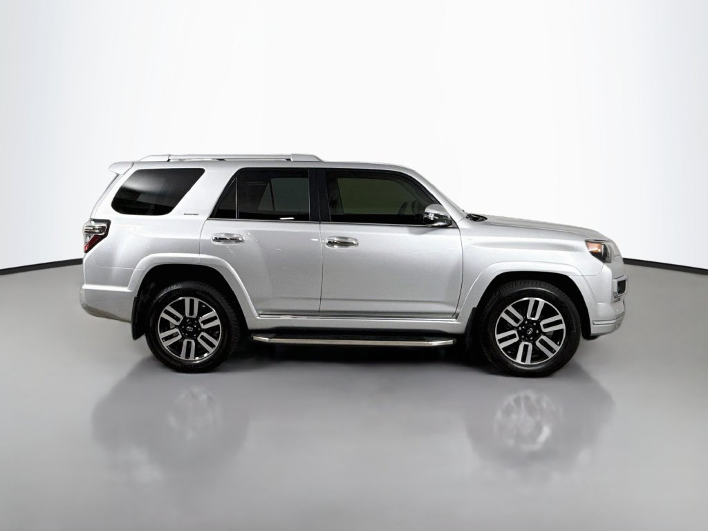 Used 2021 Toyota 4Runner Limited AWD/4WD image 4