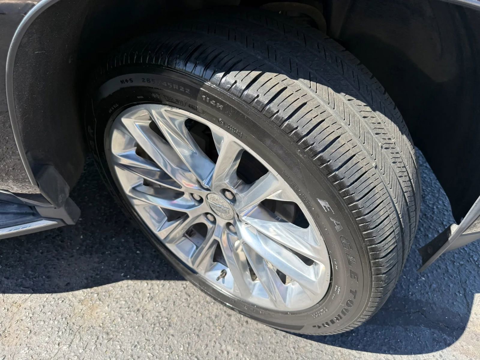 Used 2018 Cadillac Escalade Luxury AWD/4WD image 61
