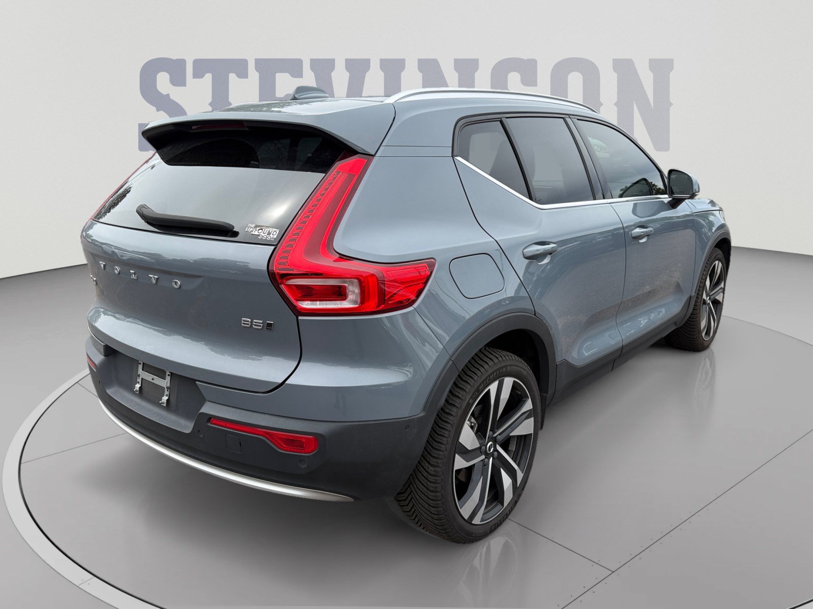 Used 2023 Volvo XC40 B5 Ultimate w/ Climate Package AWD/4WD image 5