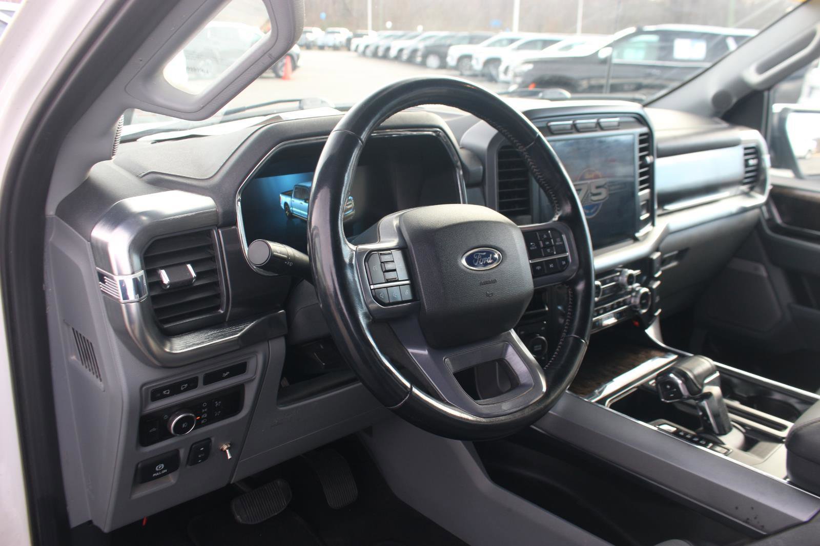 Used 2023 Ford F150 Lariat image 18