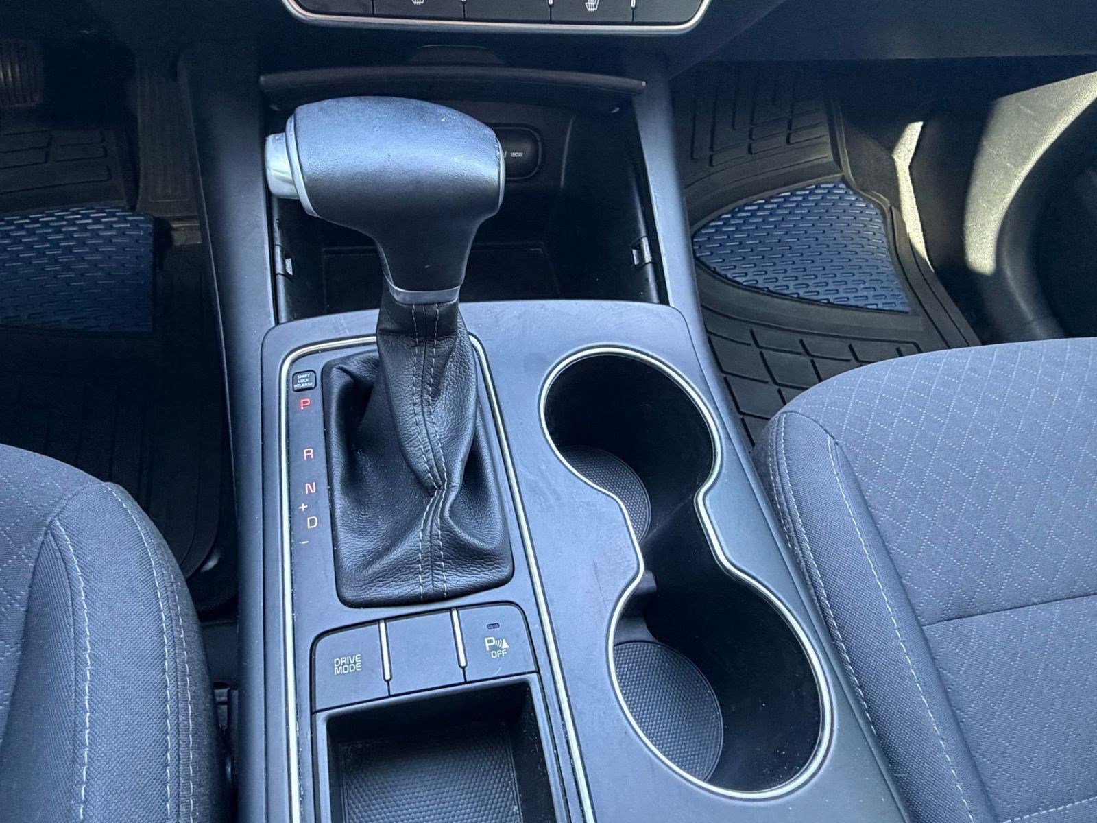 Used 2020 Kia Sorento S image 18