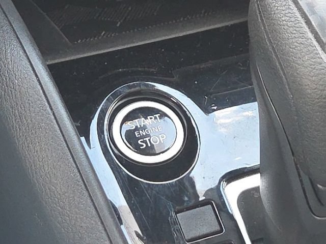Used 2024 Nissan Versa SV FWD image 36