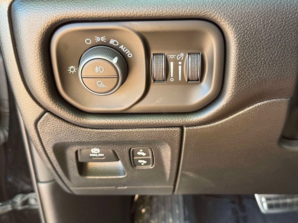 Used 2026 RAM 1500 RHO AWD/4WD image 25