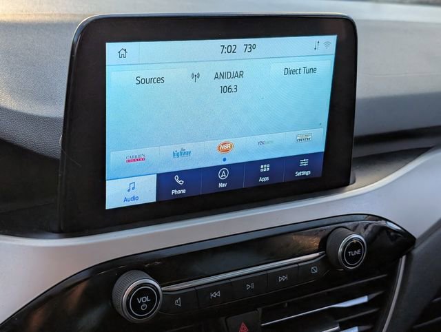 Used 2020 Ford Escape SE Sport image 19