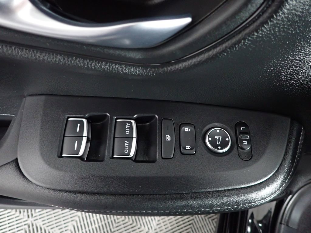 Used 2026 Honda HR-V EX-L image 21