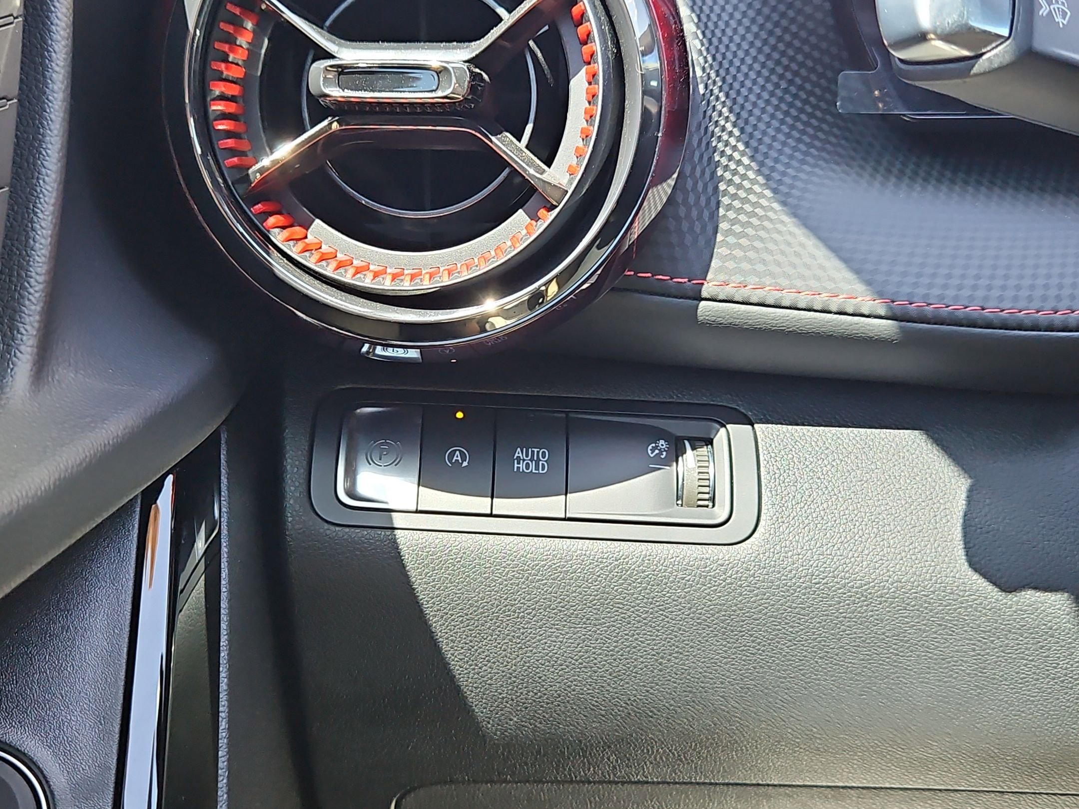Certified 2025 Chevrolet Equinox RS w/ Safety and Technology Package image 26
