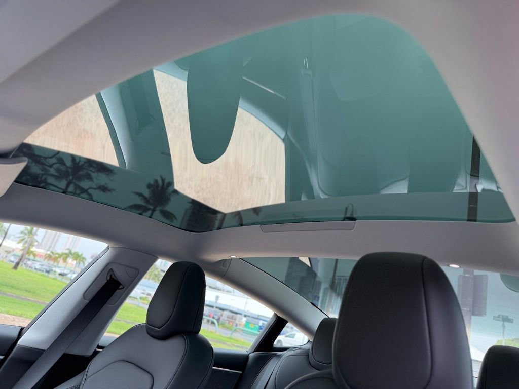 Used 2024 Tesla Model 3 Standard Range image 17