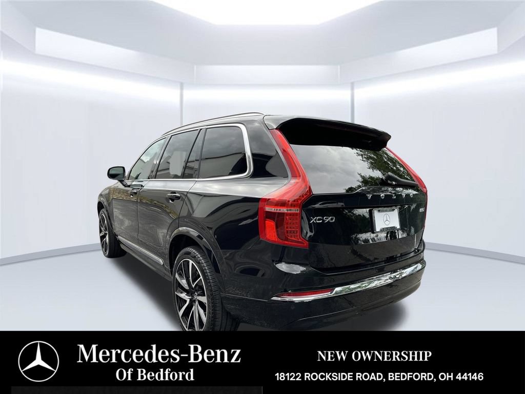 Used 2024 Volvo XC90 B5 Plus AWD/4WD image 3