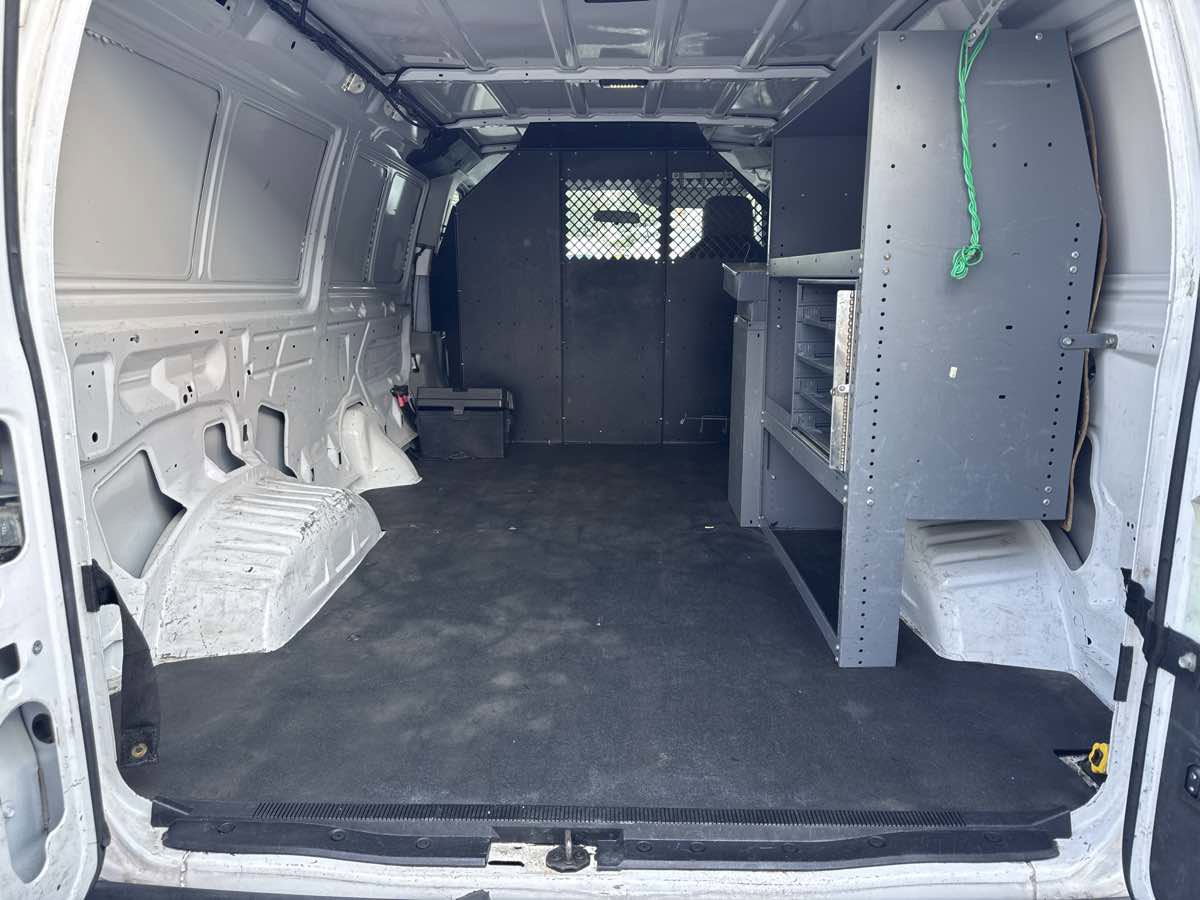 Used 2013 Ford E-150 and Econoline 150 image 7