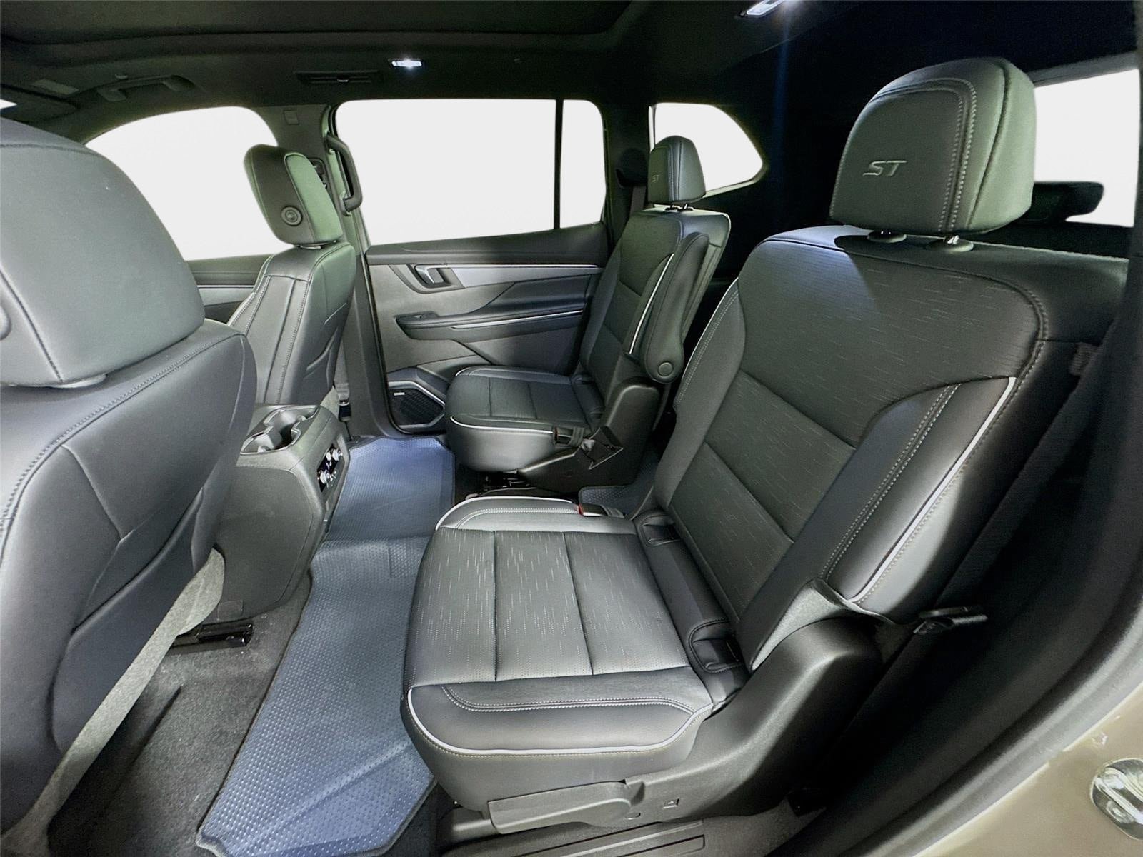 New 2026 Buick Enclave Sport Touring w/ Power Package FWD image 24