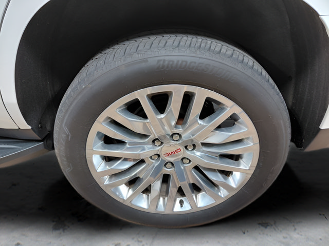 Certified 2023 GMC Yukon Denali AWD/4WD image 20