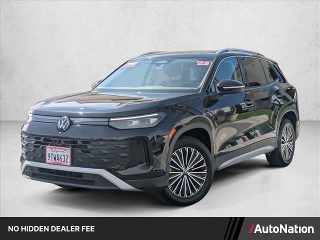 Used 2025 Volkswagen Tiguan S w/ 18" Wheel Package