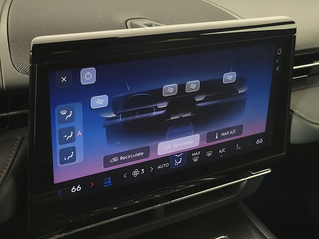 Certified 2024 Lincoln Nautilus Premier w/ Jet Appearance Package AWD/4WD image 27