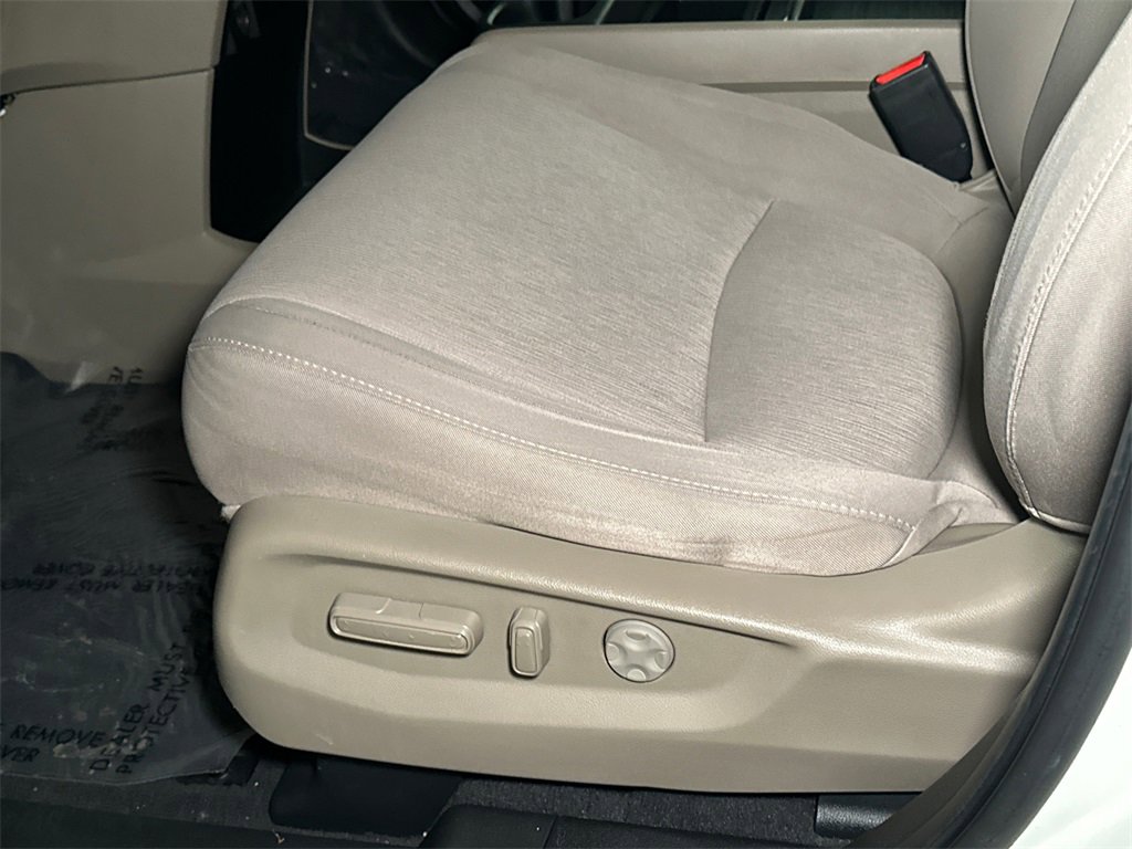 Used 2019 Honda Odyssey EX image 20