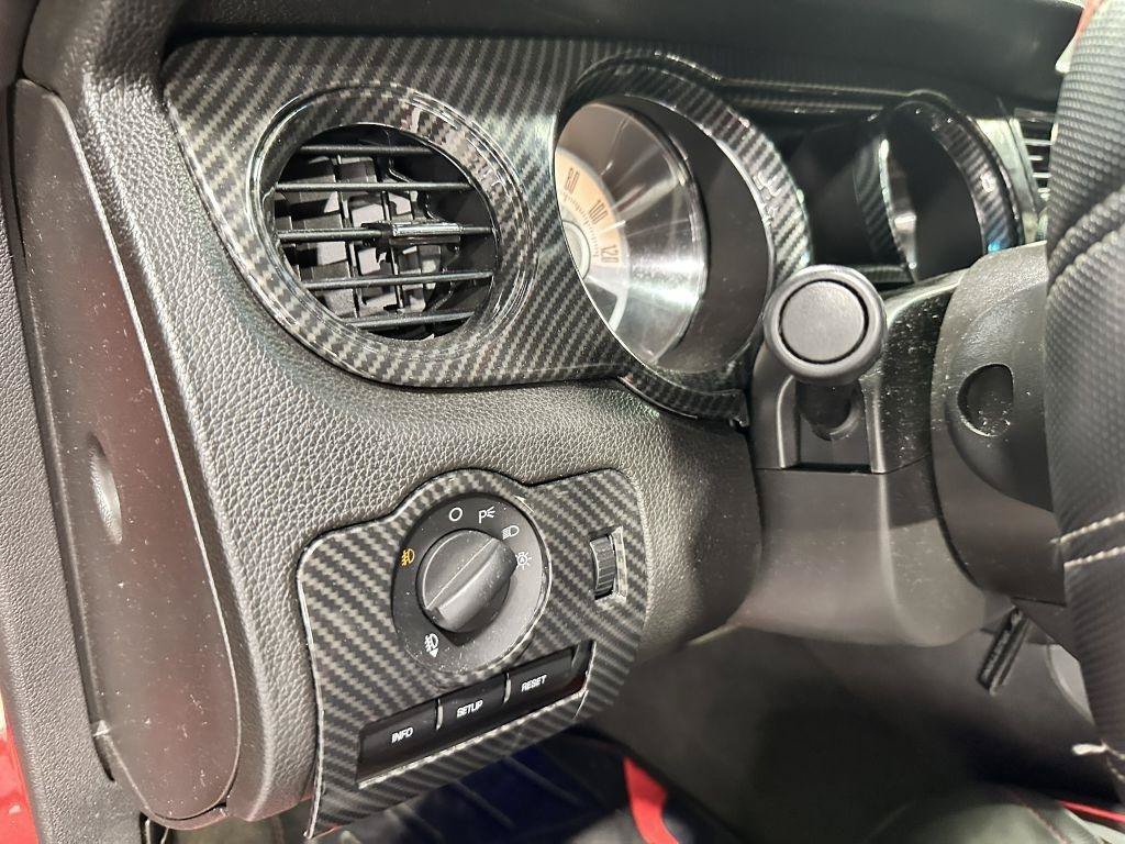 Used 2010 Ford Mustang Premium RWD image 14