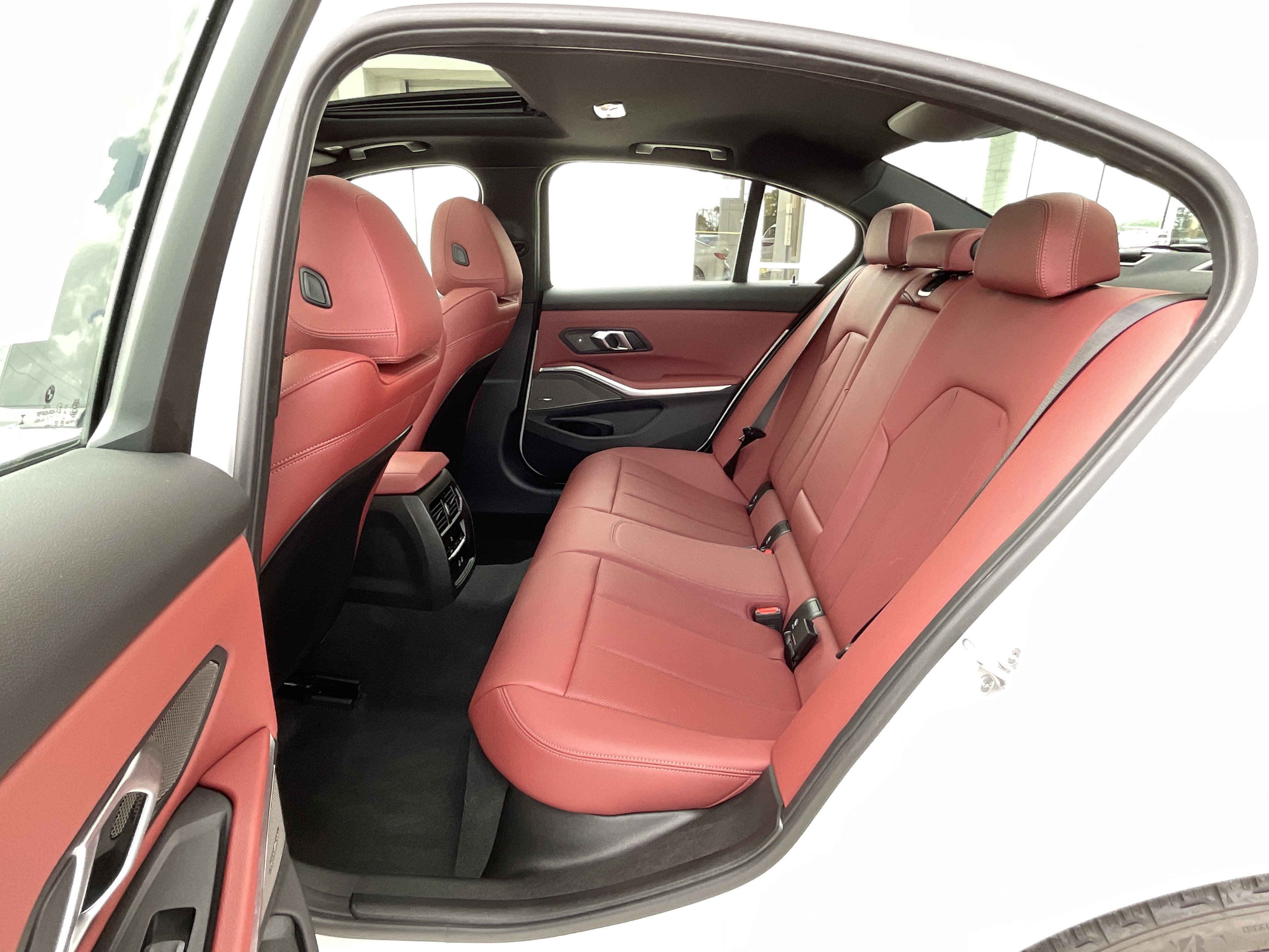 Certified 2025 BMW M340i xDrive w/ Premium Package AWD/4WD image 26