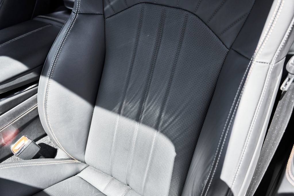 Used 2024 Bentley Flying Spur V8 AWD/4WD image 50