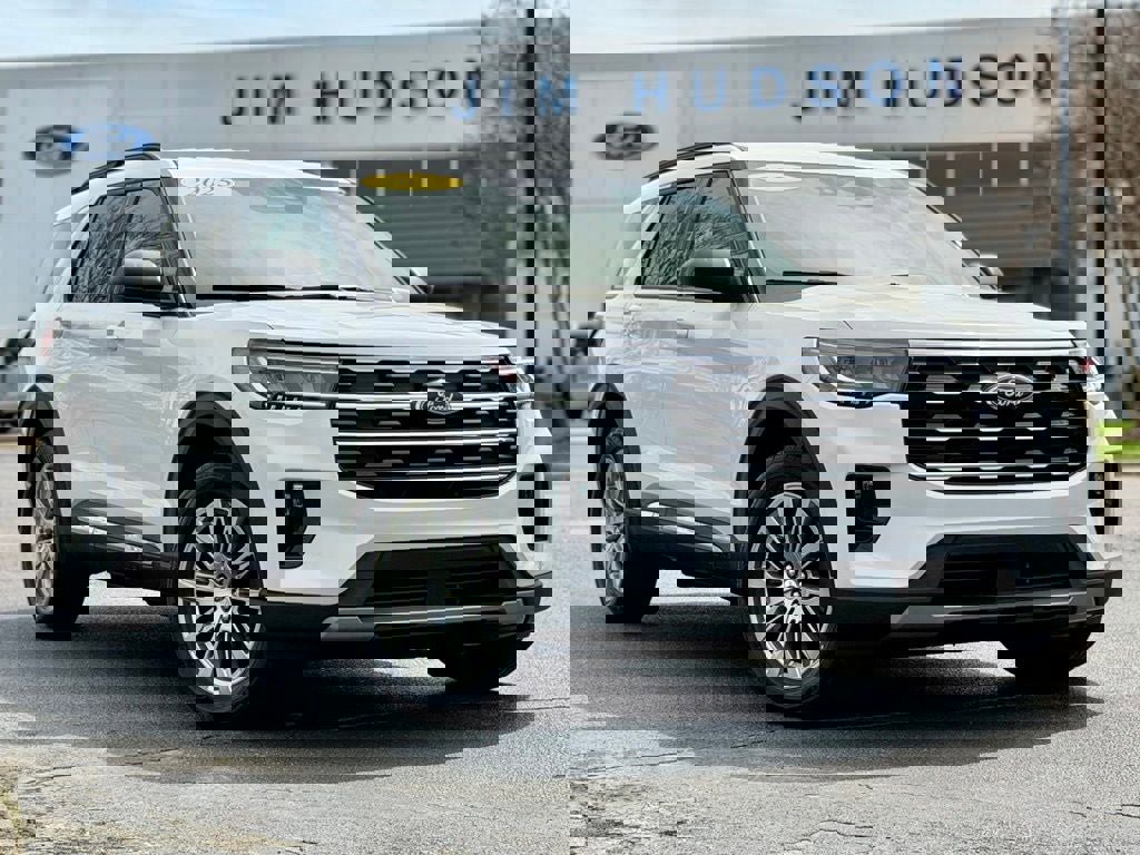 Certified 2025 Ford Explorer Active w/ Active Comfort Package image 2