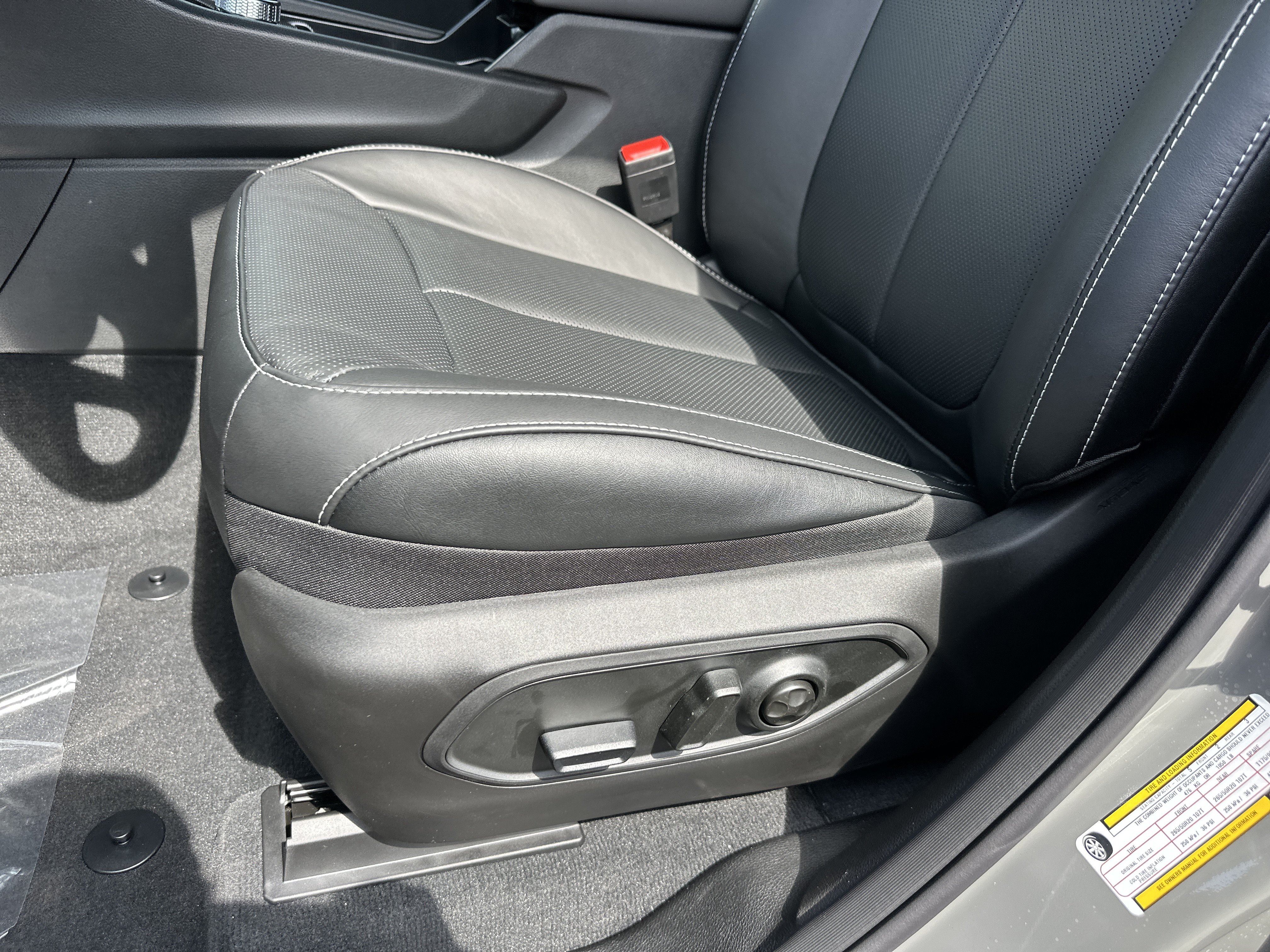 New 2027 Jeep Grand Cherokee Limited AWD/4WD image 28