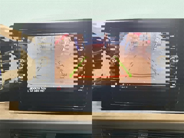 Used 2025 Volkswagen Jetta SE image 22