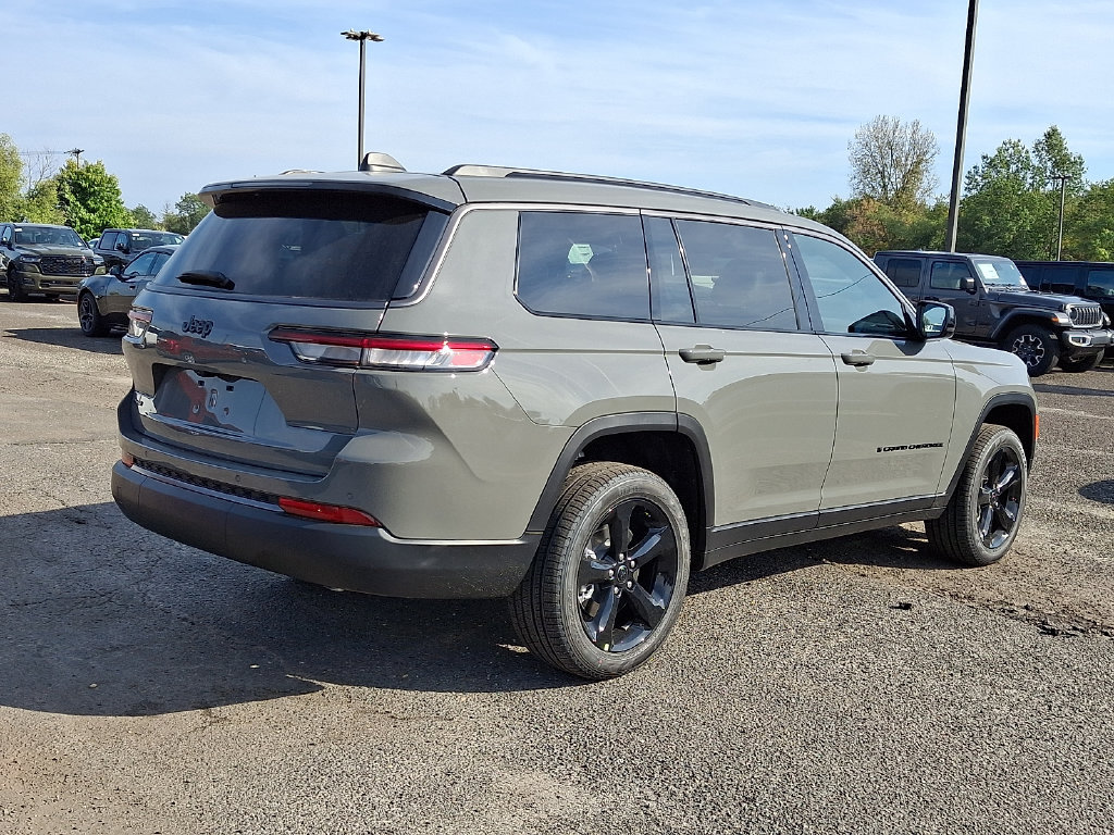 New 2027 Jeep Grand Cherokee L Limited AWD/4WD image 8