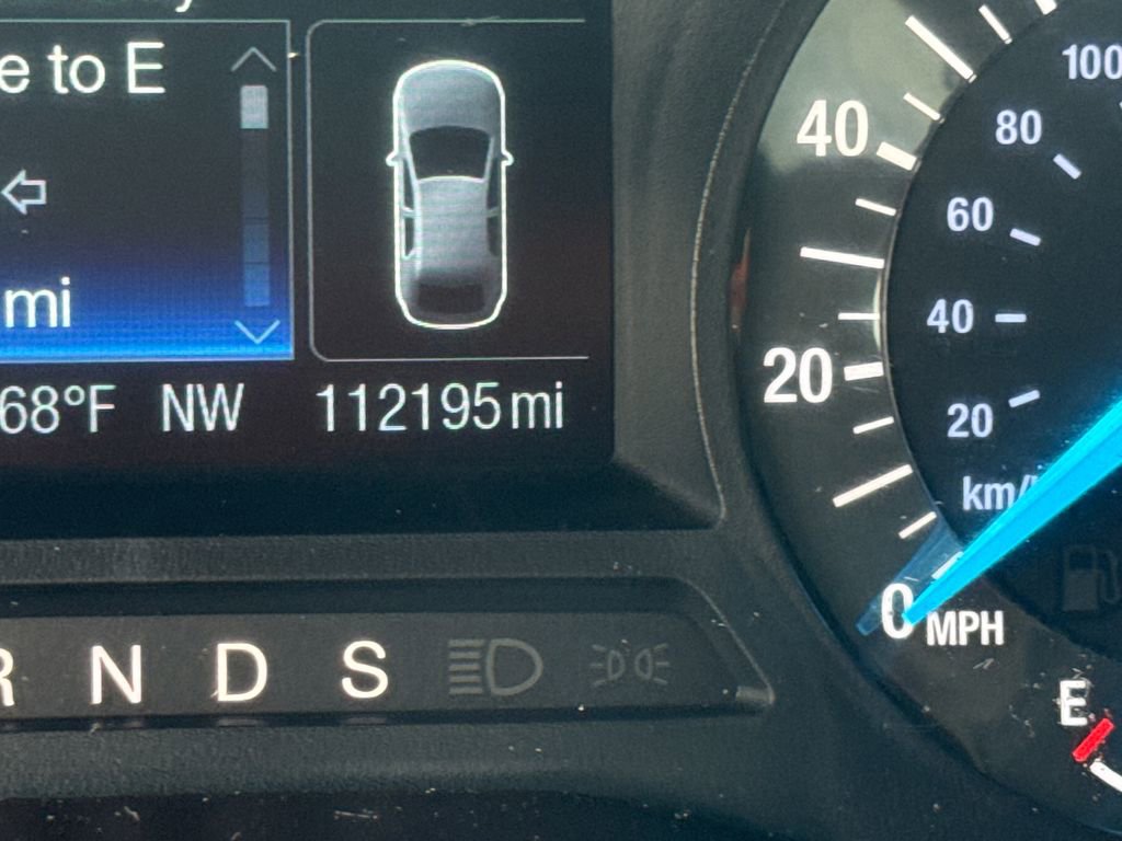Used 2018 Ford Edge SE FWD image 38