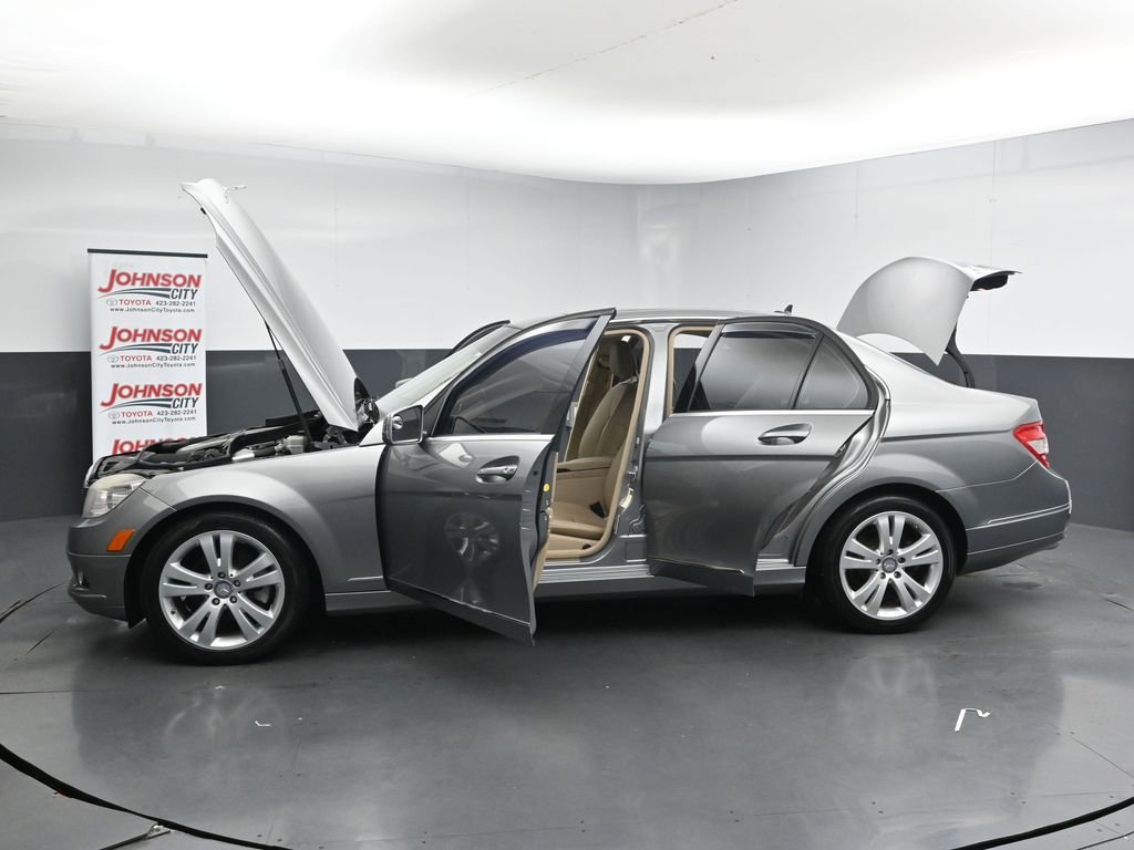 Used 2010 Mercedes-Benz C 300 Sedan image 42