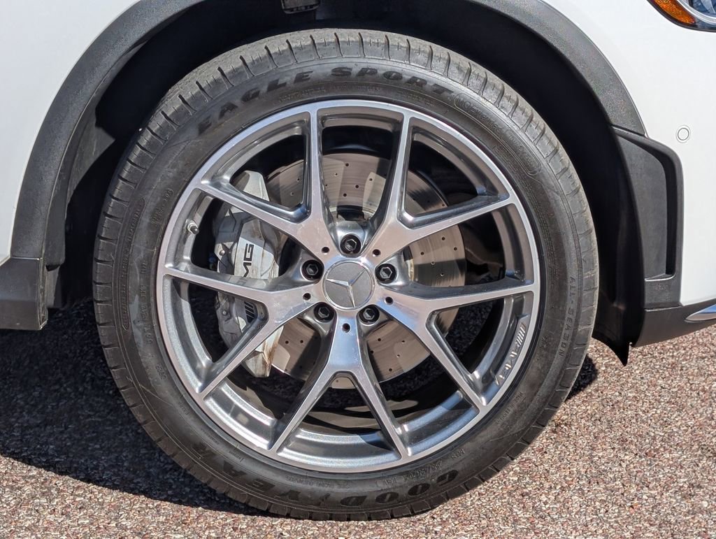 Certified 2022 Mercedes-Benz GLC 43 AMG 4MATIC image 10