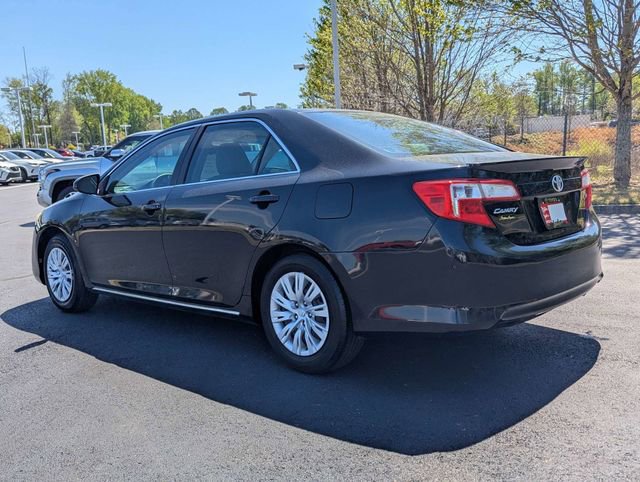 Used 2012 Toyota Camry LE image 6