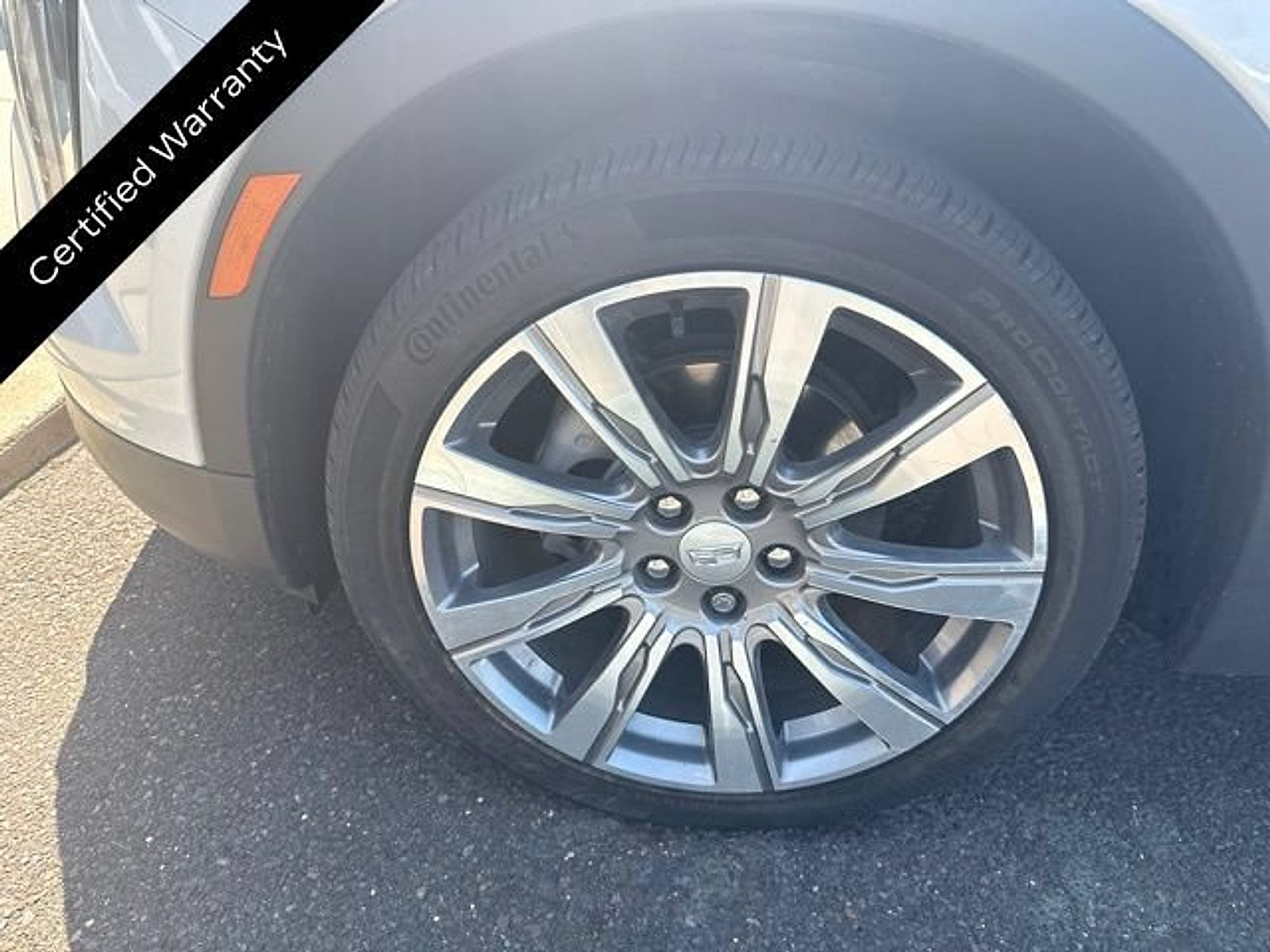 Certified 2023 Cadillac XT4 Premium Luxury AWD/4WD image 8