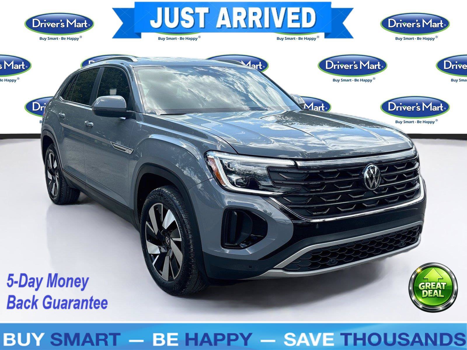 Used 2025 Volkswagen Atlas Cross Sport SE FWD image 1