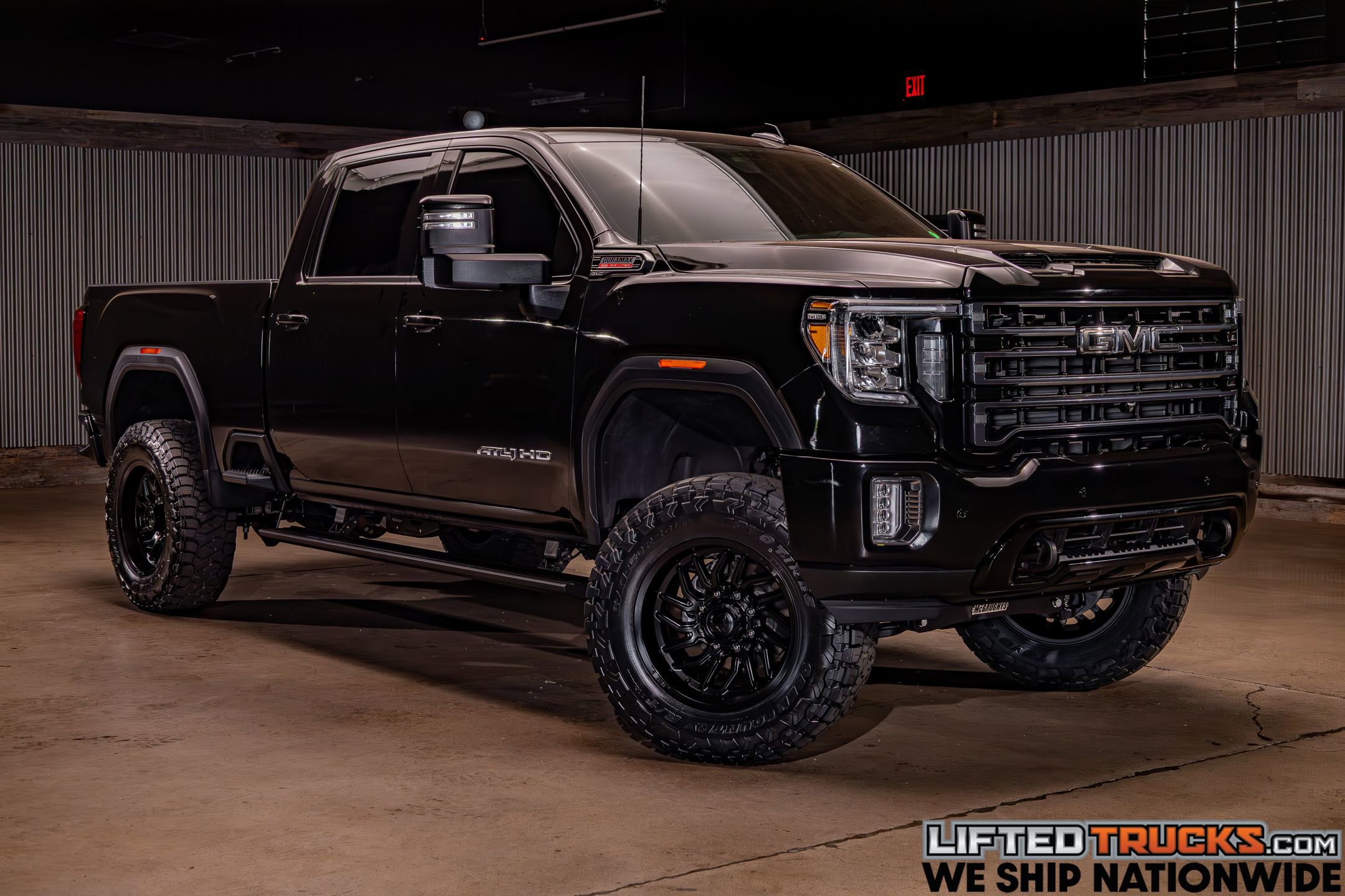 Used 2023 GMC Sierra 2500 AT4 w/ AT4 Premium Plus Package AWD/4WD image 1