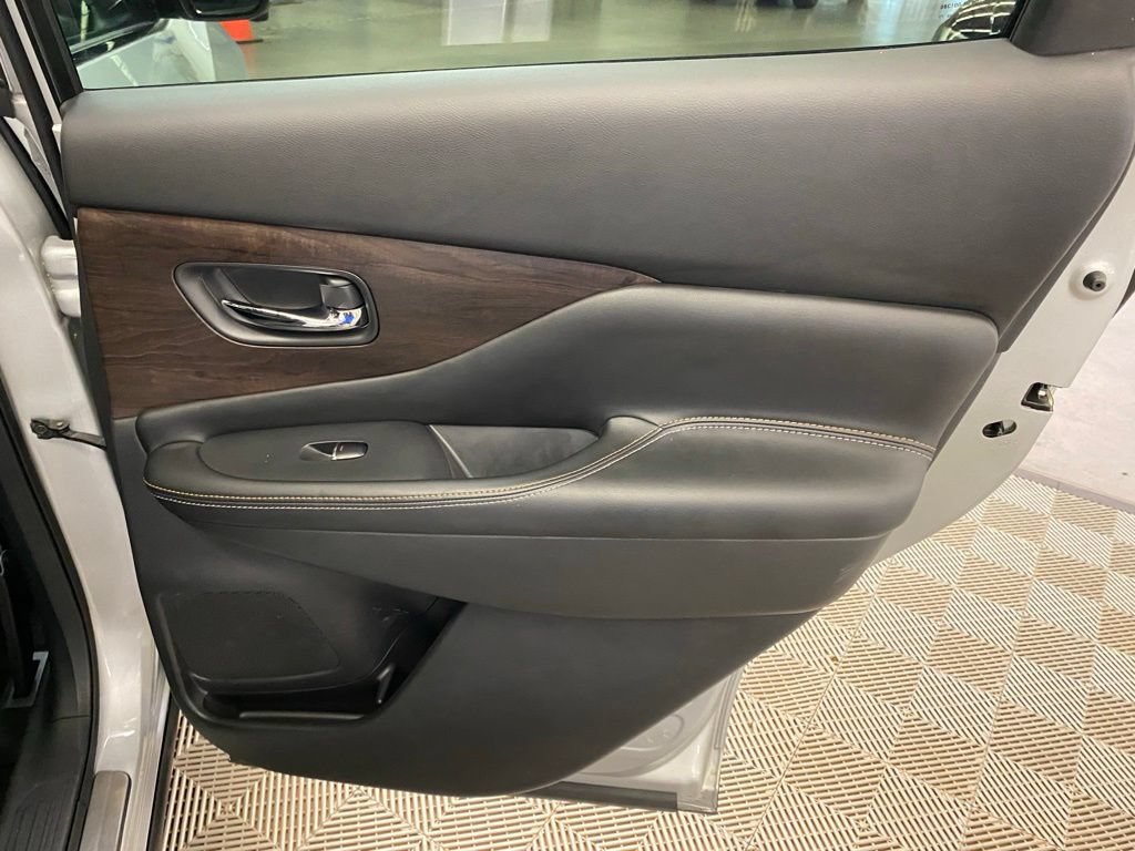 Used 2023 Nissan Murano Platinum w/ Cargo Package AWD/4WD image 21