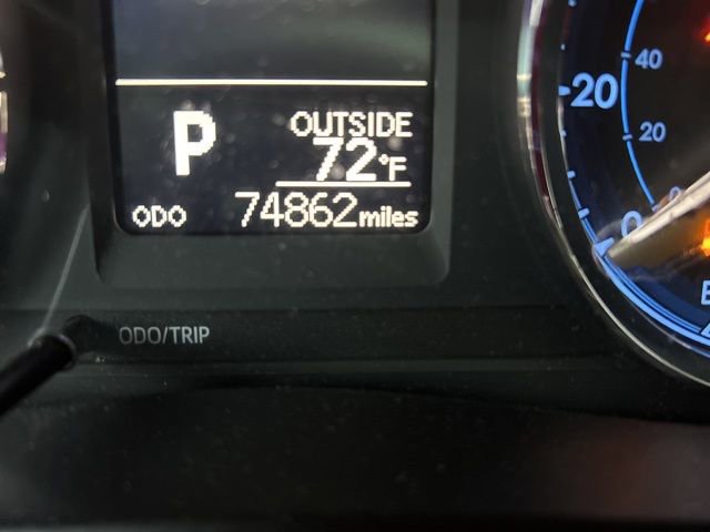 Used 2018 Toyota Corolla LE FWD image 9
