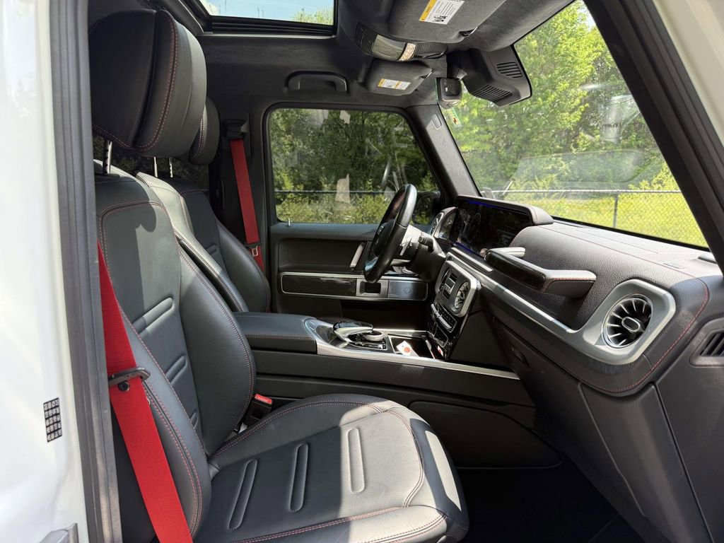 Used 2021 Mercedes-Benz G 550 image 14